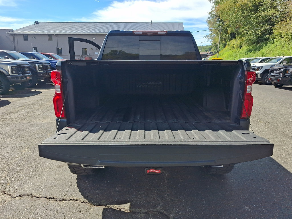 Used 2021 Chevrolet Silverado 1500 High Country w/ Technology Package AWD/4WD image 29