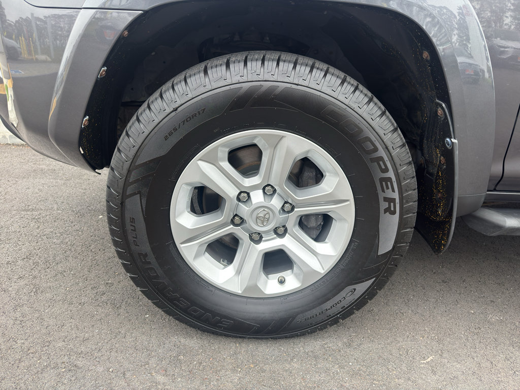 Used 2018 Toyota 4Runner SR5 Premium AWD/4WD image 23