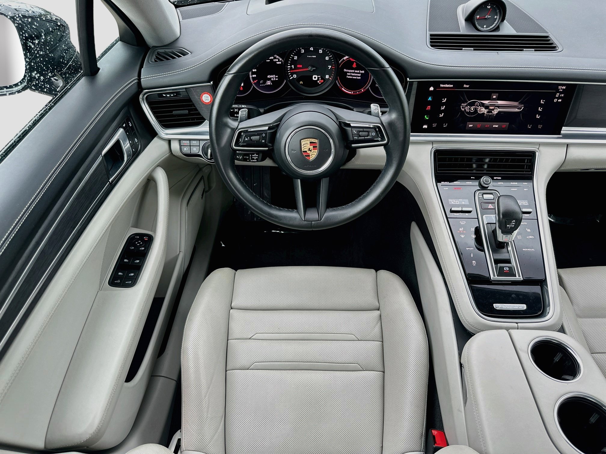 Used 2023 Porsche Panamera Platinum Edition w/ Assistance Package RWD image 22