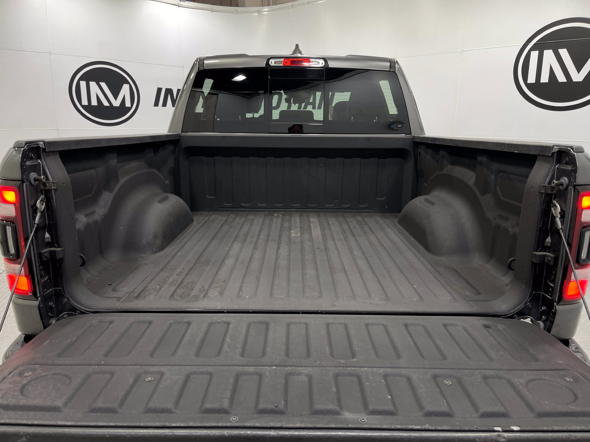 Used 2021 RAM 1500 Limited w/ Night Edition AWD/4WD image 23