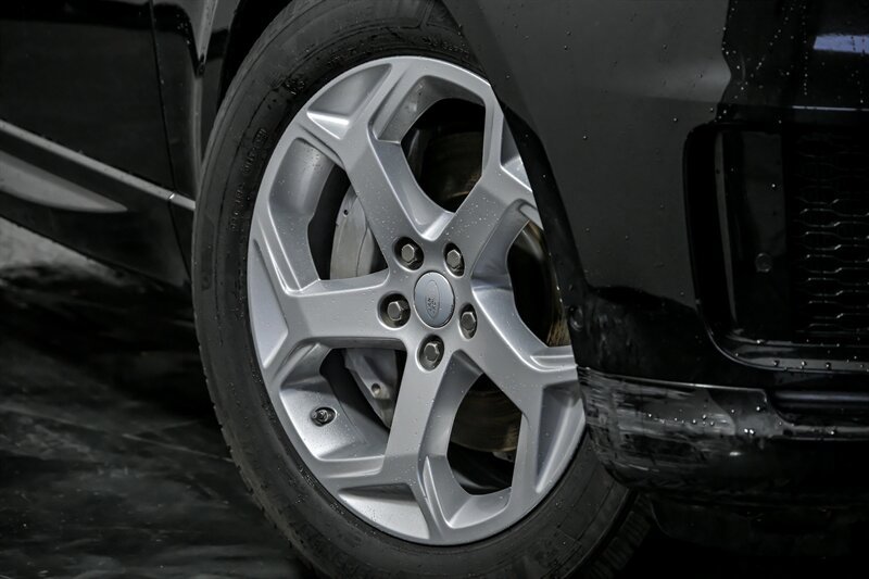 Used 2020 Land Rover Range Rover Sport HSE AWD/4WD image 3