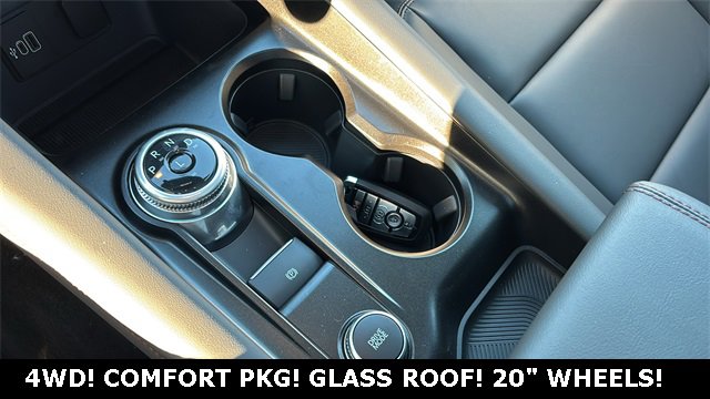 New 2026 Ford Explorer Active image 19