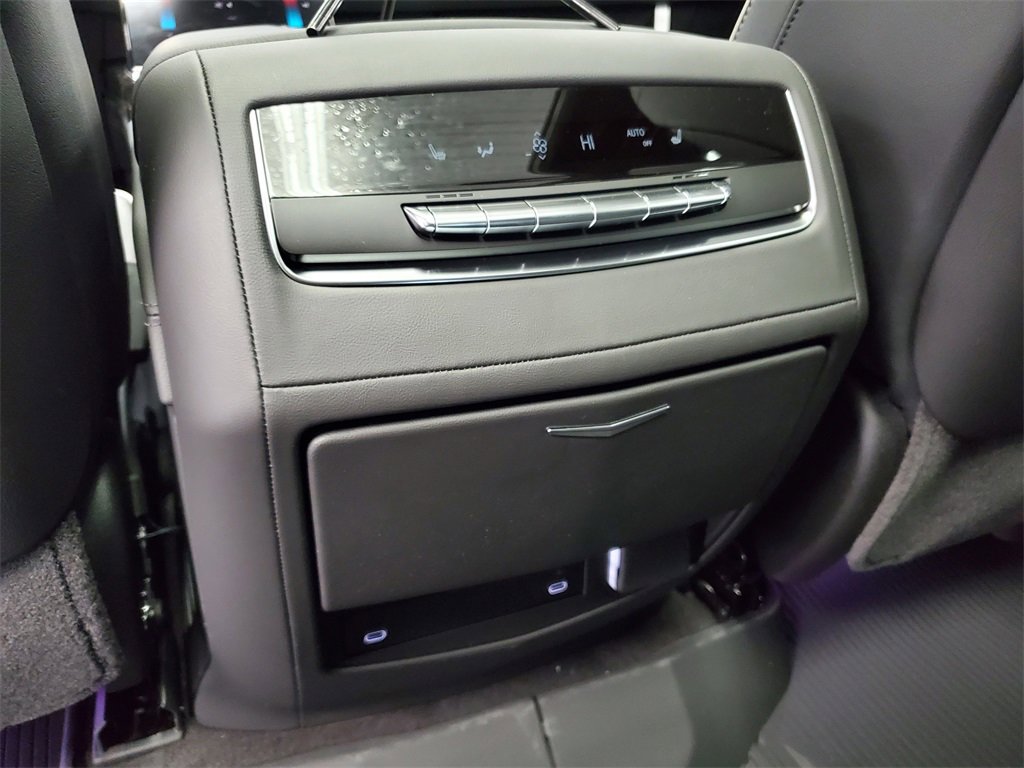 New 2026 Cadillac Escalade Luxury image 32