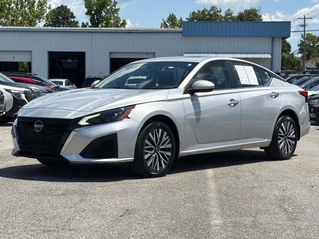 Used 2024 Nissan Altima 2.5 SV w/ SV Premium Package AWD/4WD video 2