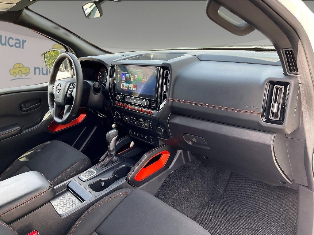 Used 2026 Nissan Frontier PRO-4X AWD/4WD image 14