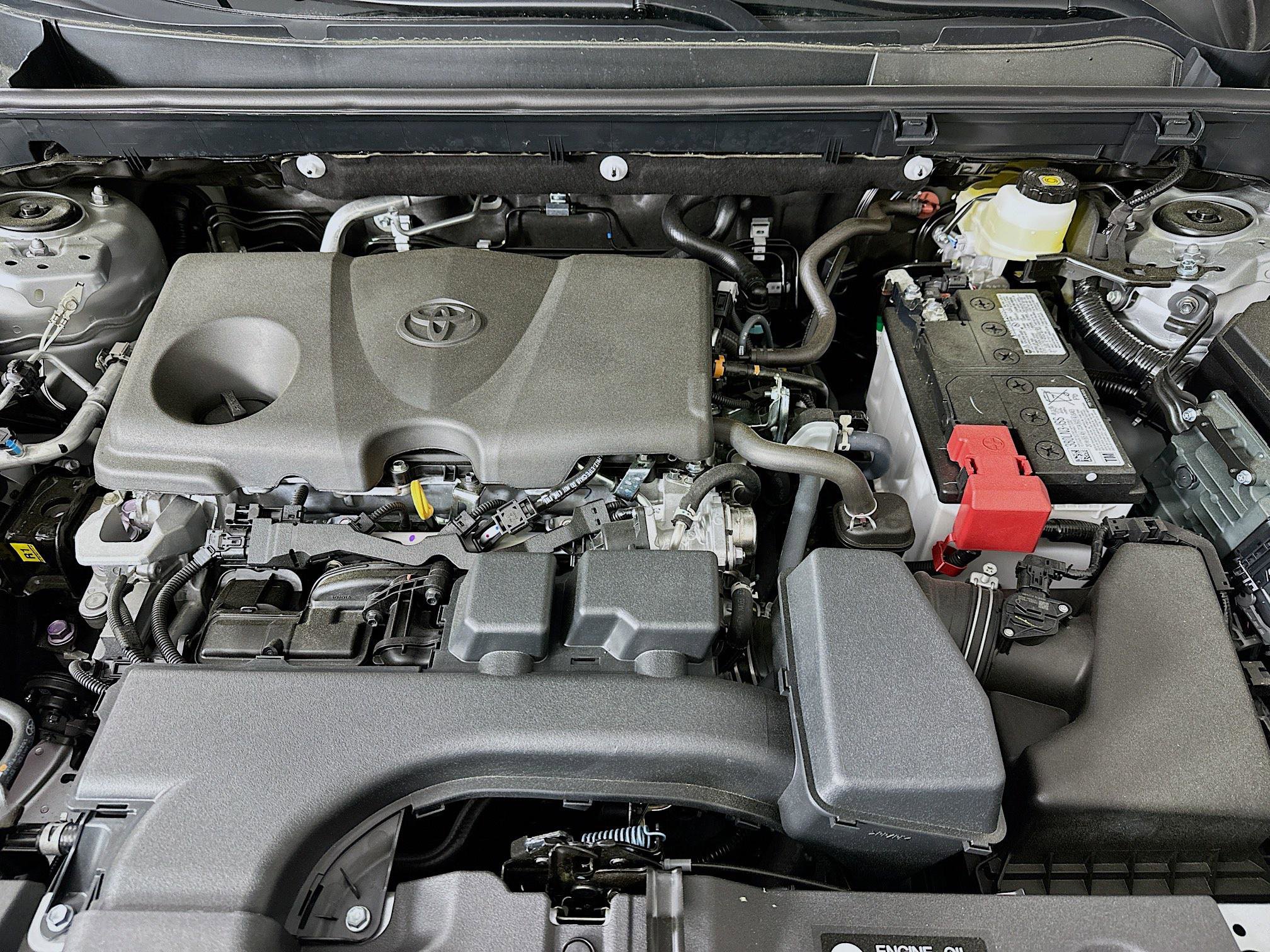 Used 2025 Toyota RAV4 Limited image 34