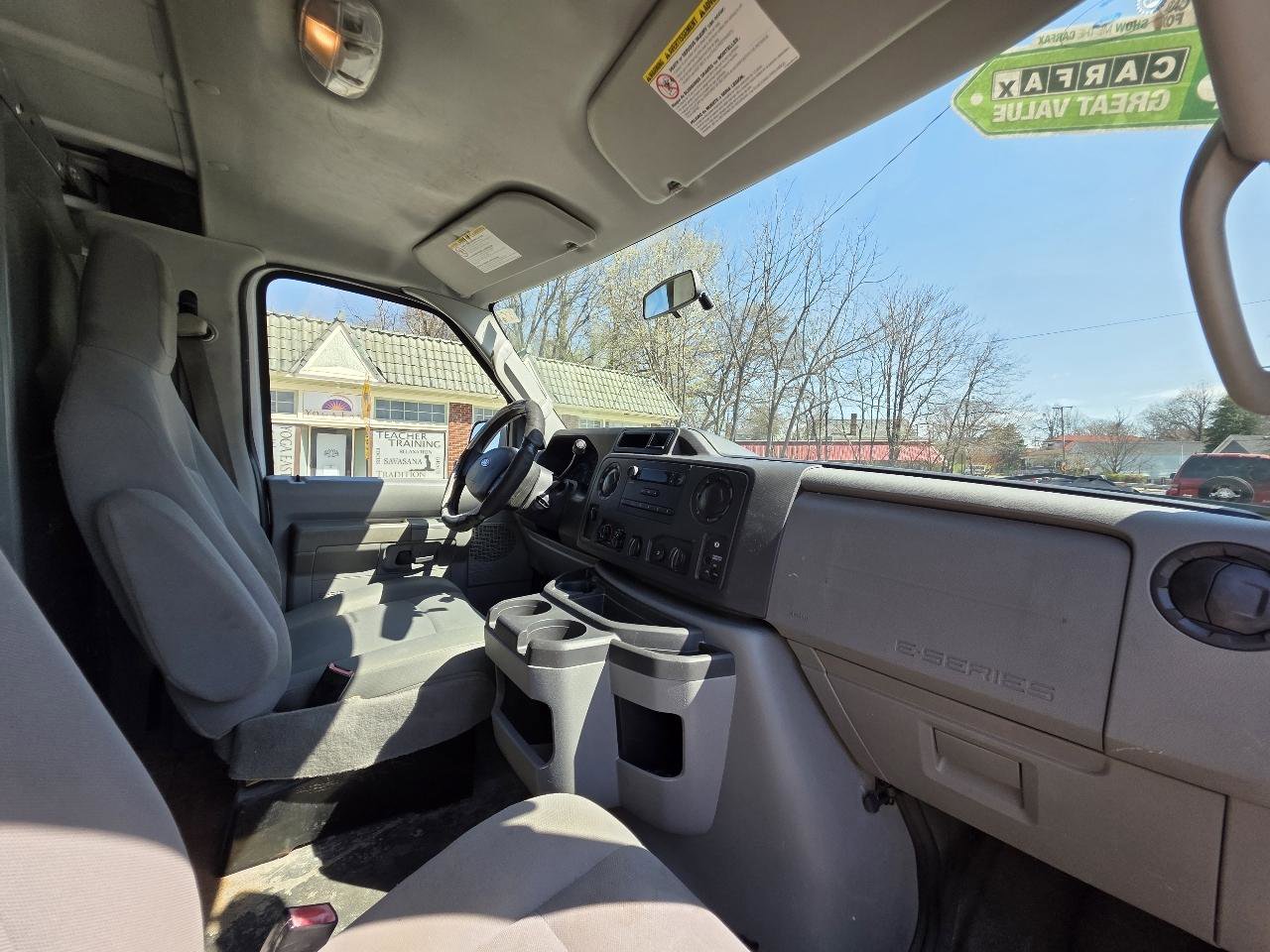 Used 2013 Ford E-250 and Econoline 250 w/ PWR Group image 17