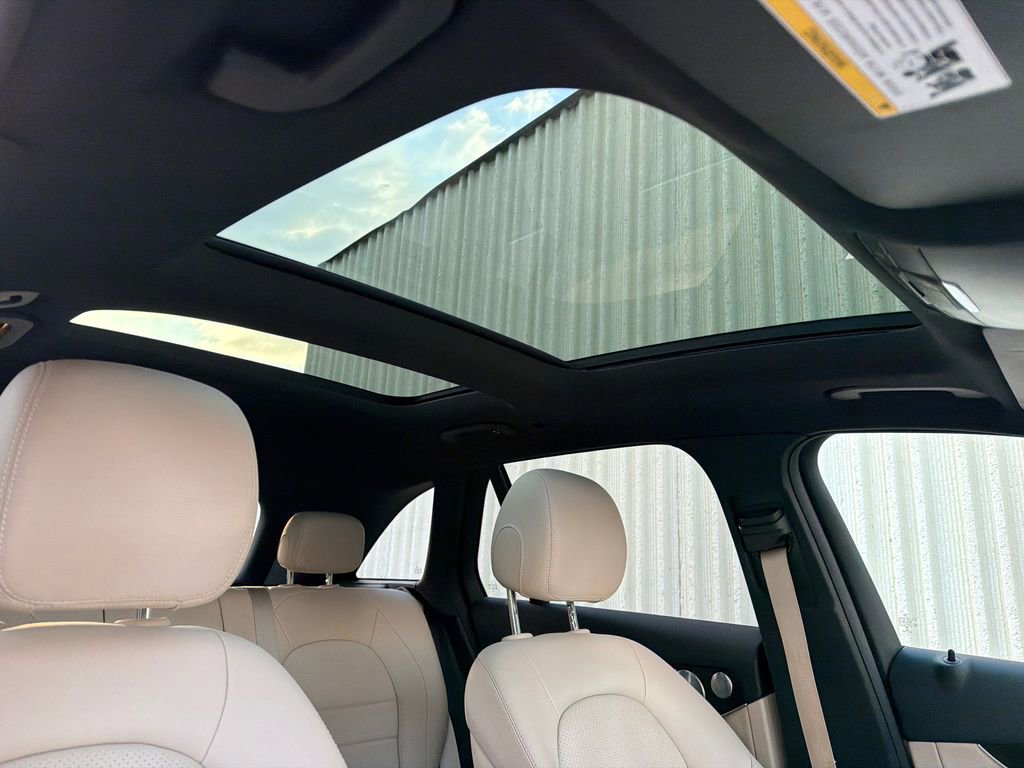 Used 2017 Mercedes-Benz GLC 300 GLC 300 image 14