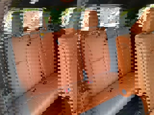 Used 2025 Toyota Highlander Platinum image 16