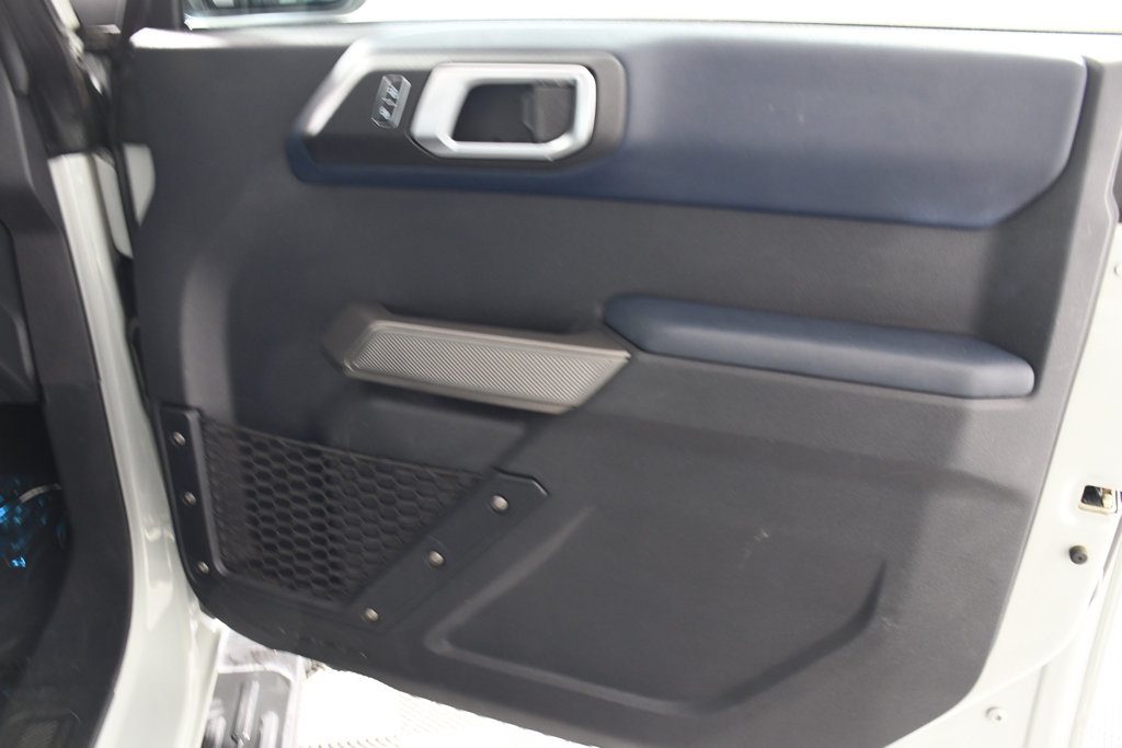 Used 2021 Ford Bronco First Edition AWD/4WD image 18