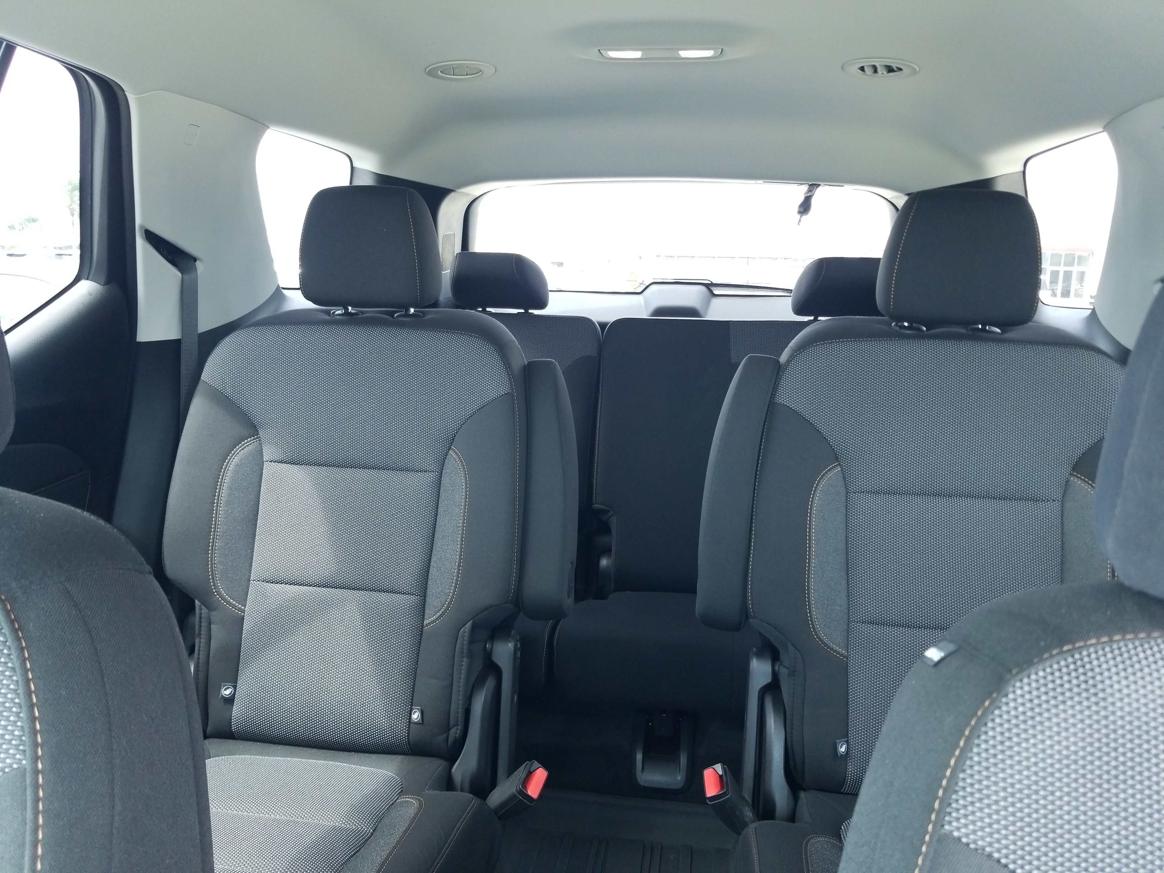 Used 2021 Chevrolet Traverse LT image 19