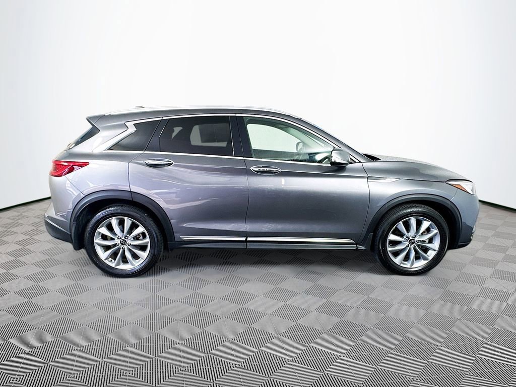 Used 2021 INFINITI QX50 Luxe w/ Accent Package image 4