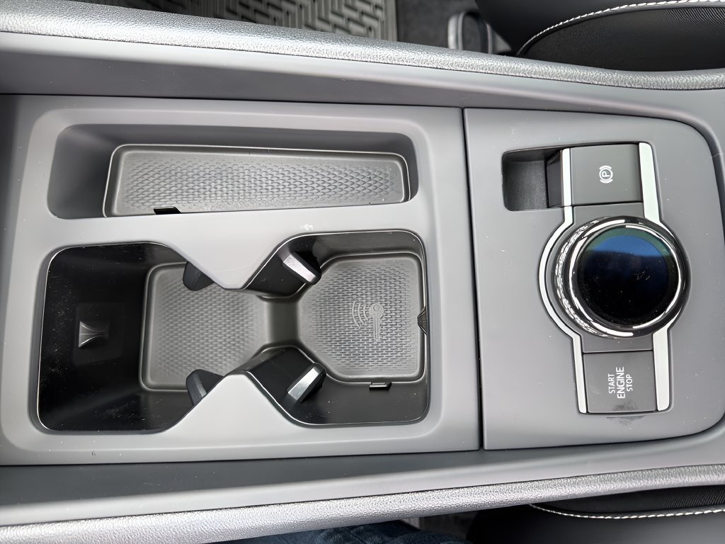 New 2026 Volkswagen Tiguan SE R-Line AWD/4WD image 21