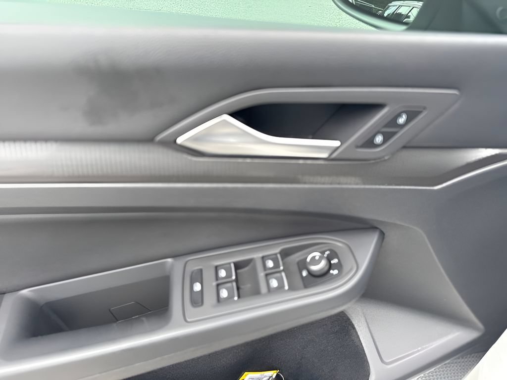 Used 2022 Volkswagen GTI Autobahn FWD image 15