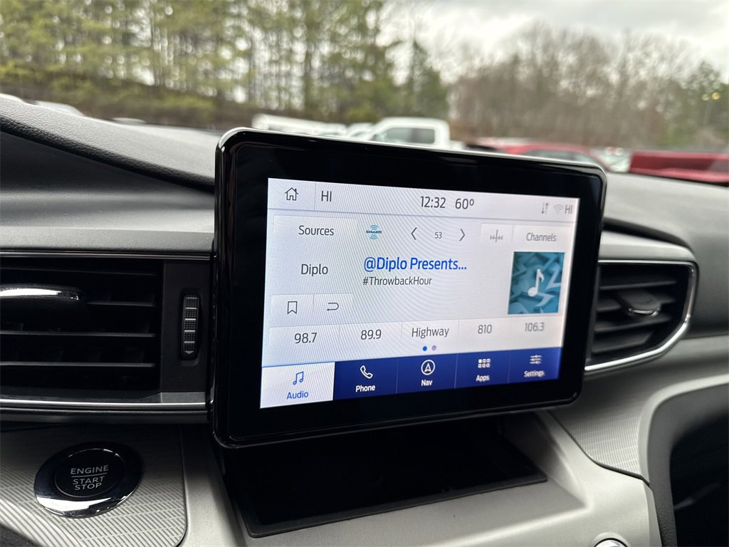 Used 2022 Ford Explorer XLT w/ Equipment Group 202A image 30