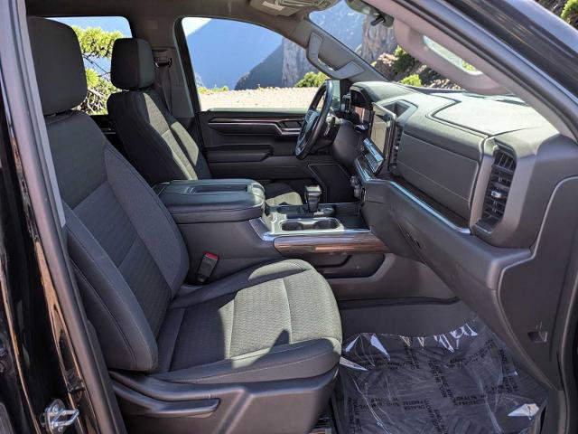 Used 2022 Chevrolet Silverado 1500 LT Trail Boss AWD/4WD image 17