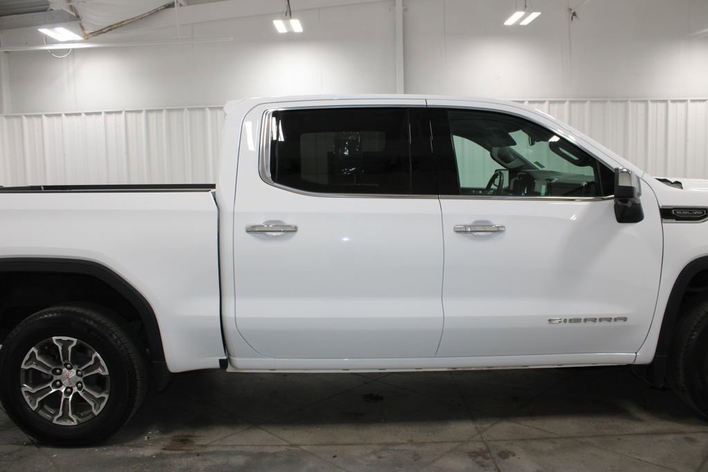 Used 2025 GMC Sierra 1500 SLT image 11