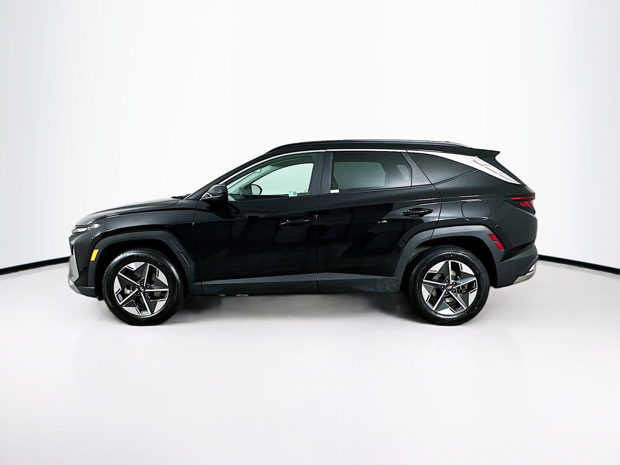 Used 2025 Hyundai Tucson SEL AWD/4WD image 4