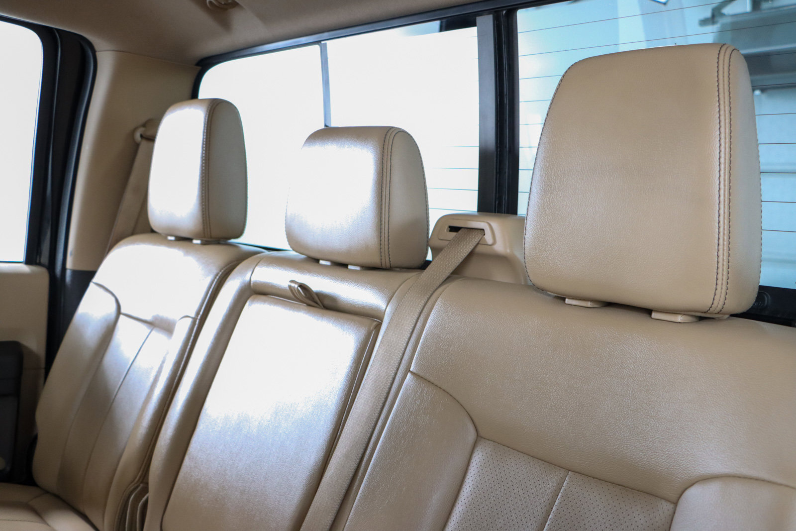 Used 2015 Ford F250 Lariat w/ Chrome Package image 26