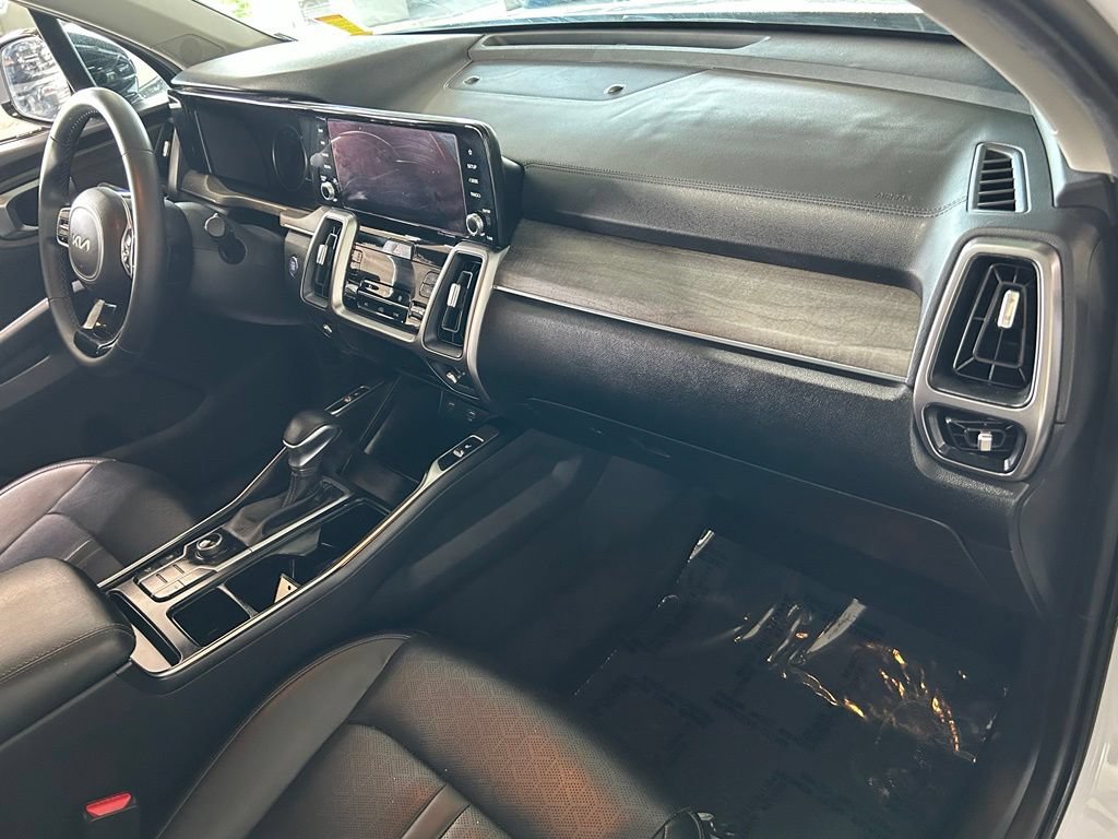 Used 2023 Kia Sorento S AWD/4WD image 38