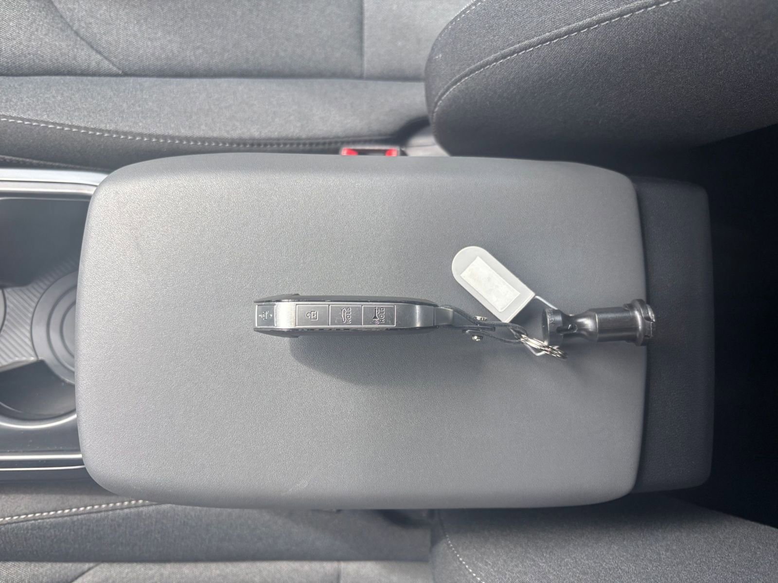 Used 2025 Kia K4 LXS image 21