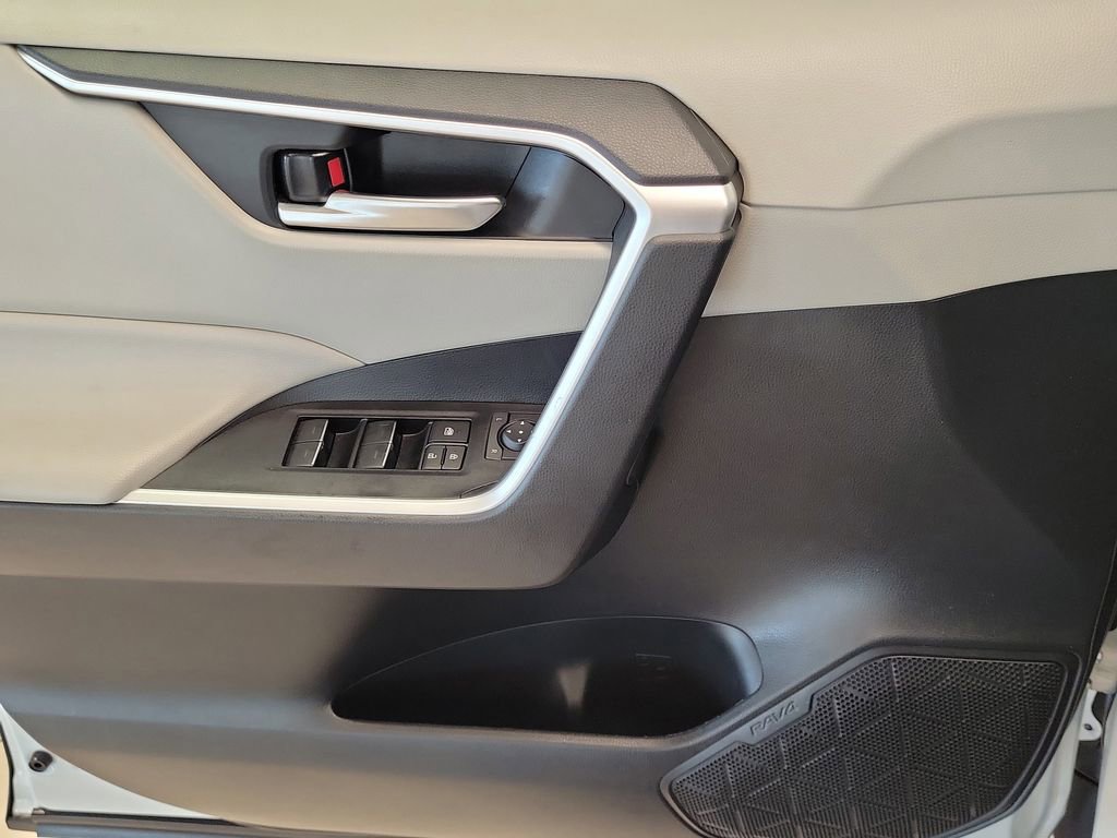 Certified 2023 Toyota RAV4 XLE Premium image 17