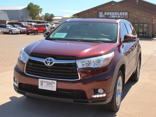 Used 2015 Toyota Highlander Limited AWD/4WD image 2