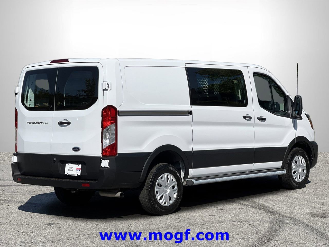Used 2024 Ford Transit 250 Low Roof w/ Exterior Upgrade Package image 3