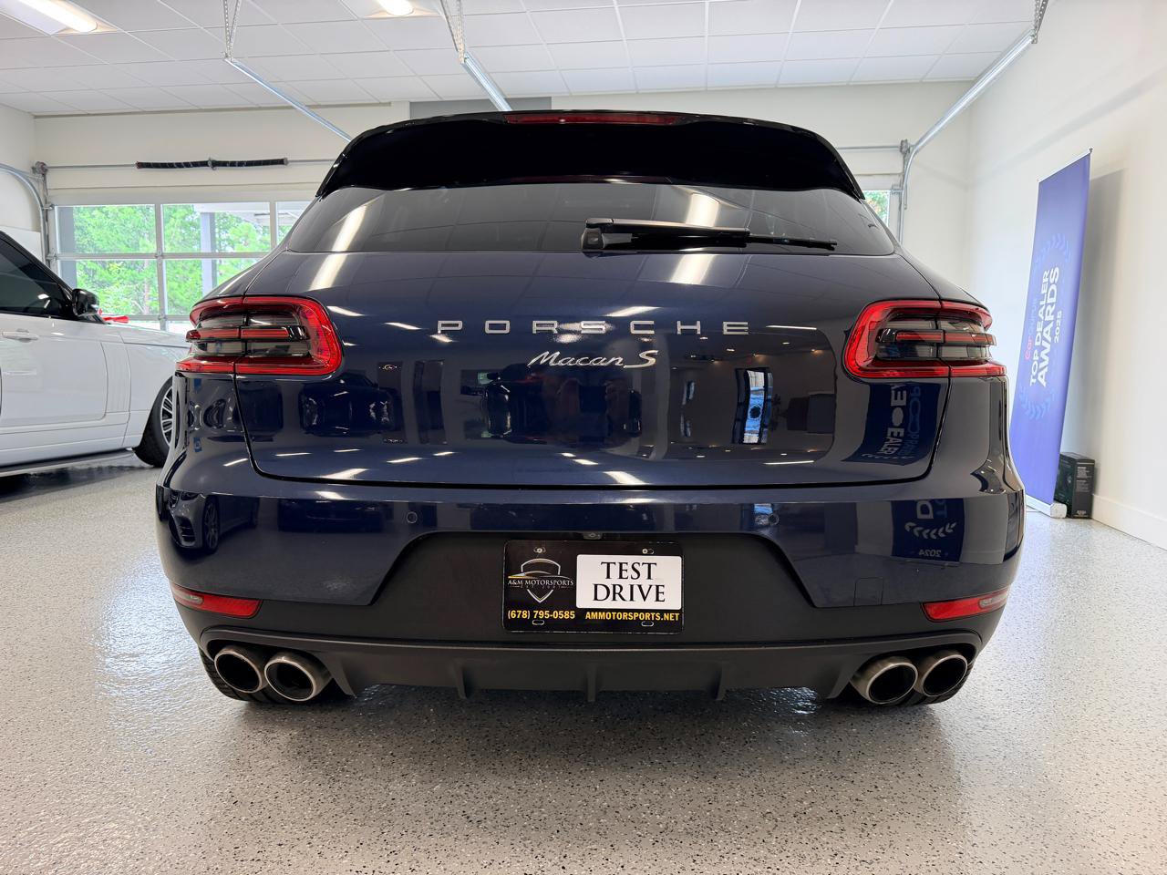 Used 2015 Porsche Macan S AWD/4WD image 8