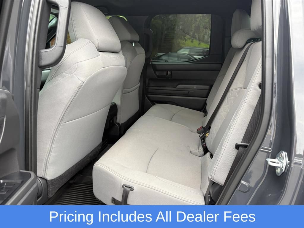 Used 2025 Toyota Tacoma SR5 AWD/4WD image 21