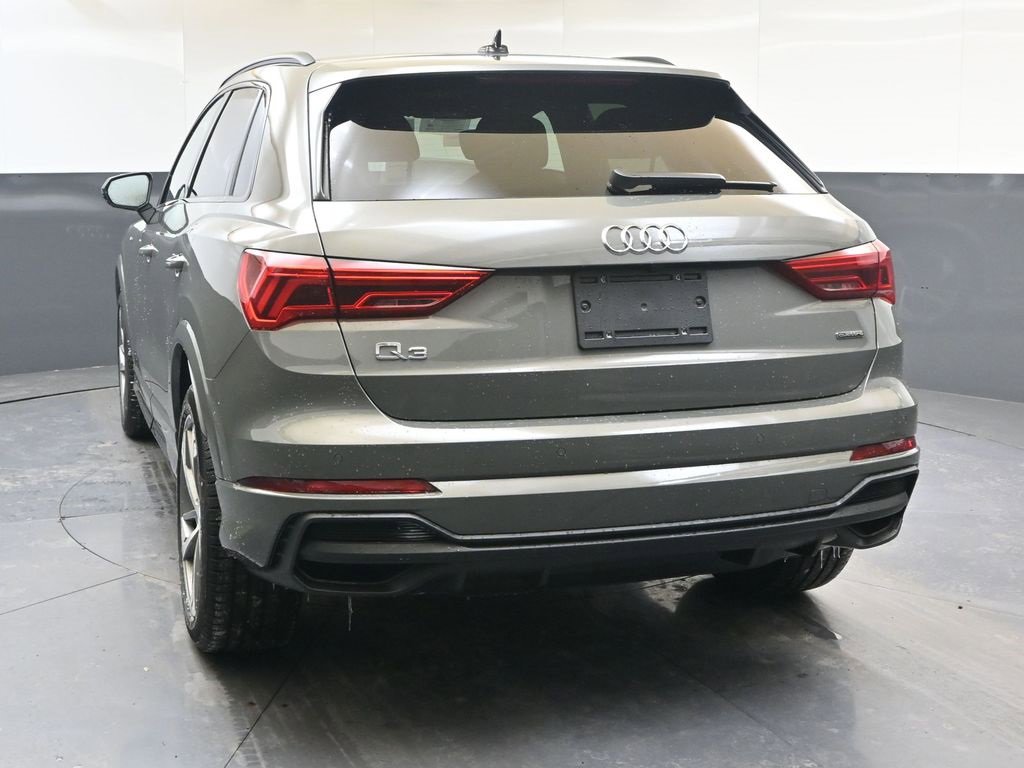 New 2025 Audi Q3 2.0T Premium image 4