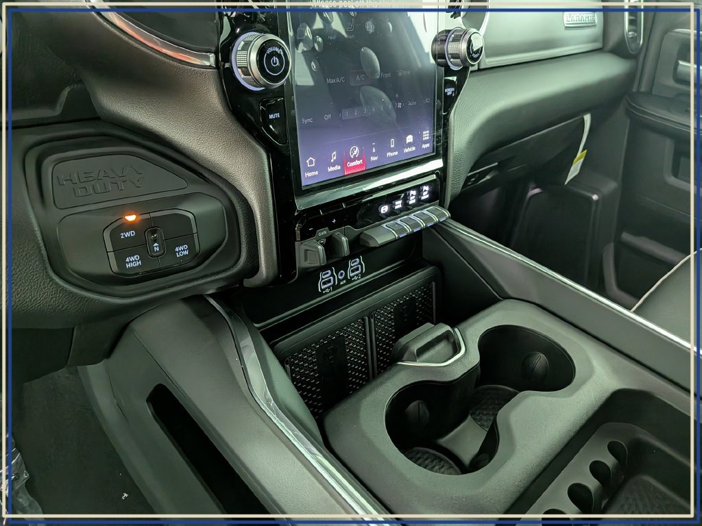New 2026 RAM 2500 Laramie w/ Night Edition AWD/4WD image 24