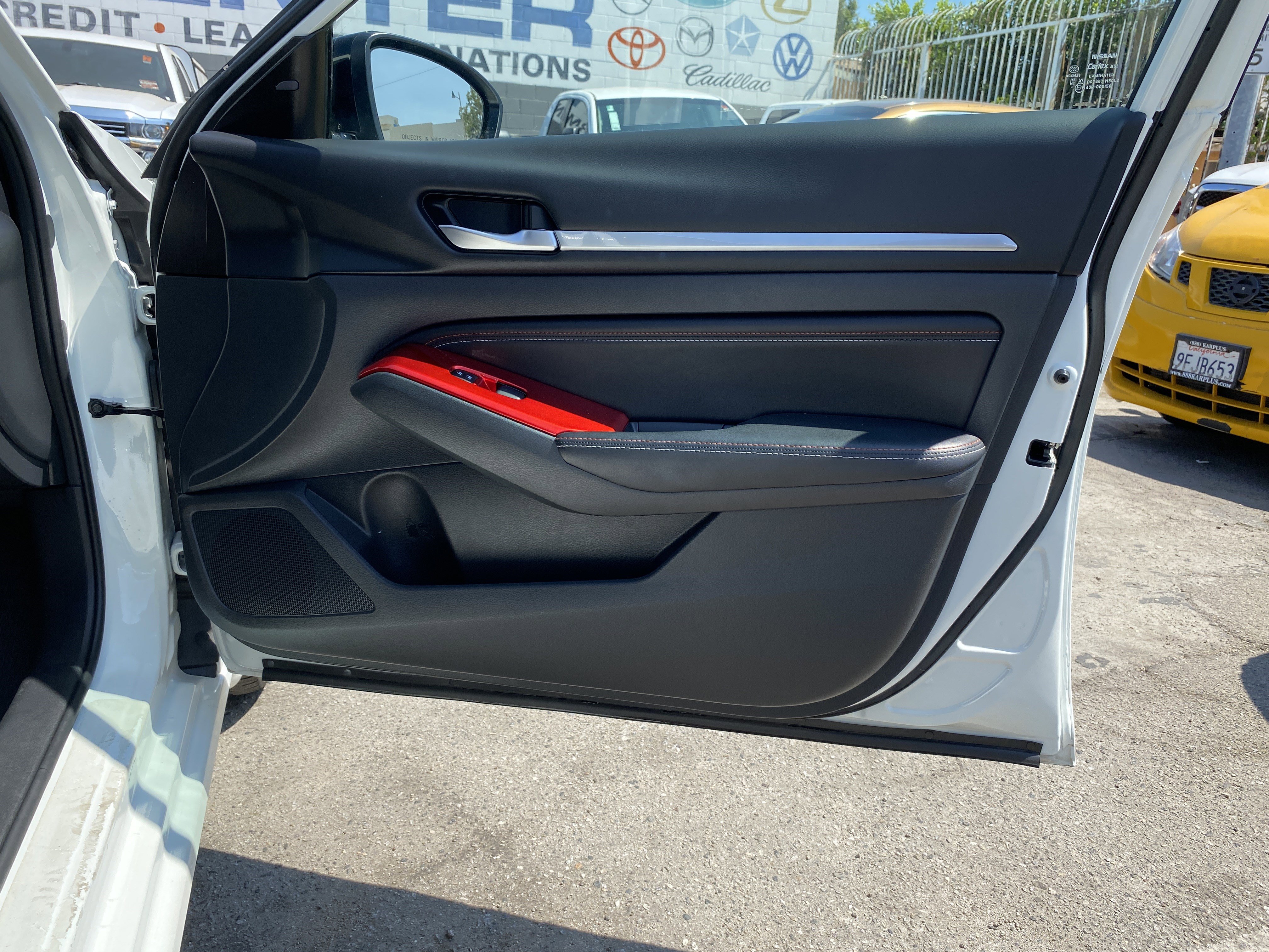 Used 2023 Nissan Altima 2.5 SR w/ SR Premium Package image 21
