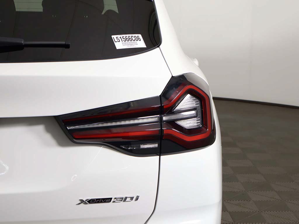 Used 2022 BMW X3 xDrive30i AWD/4WD image 18