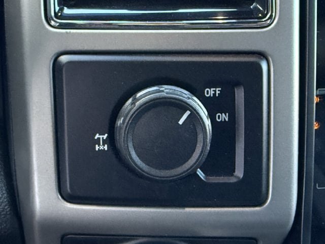 Used 2019 Ford F150 Lariat RWD image 19