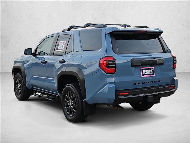 Used 2025 Toyota 4Runner SR5 AWD/4WD image 8