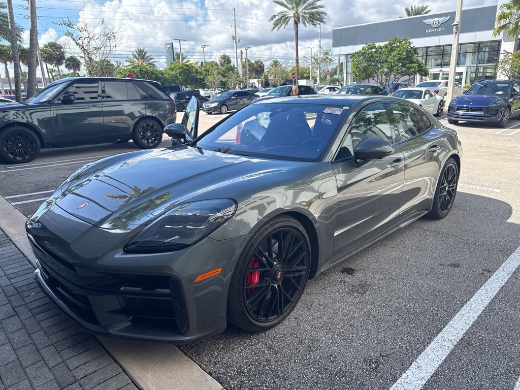 Certified 2026 Porsche Panamera GTS AWD/4WD image 5