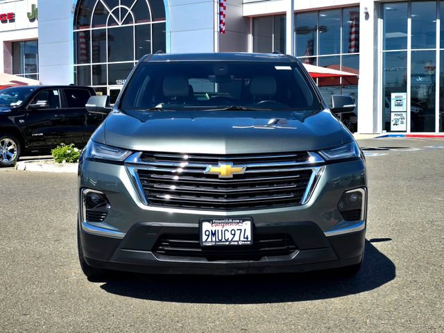 Used 2023 Chevrolet Traverse LT w/ LT Premium Package image 2
