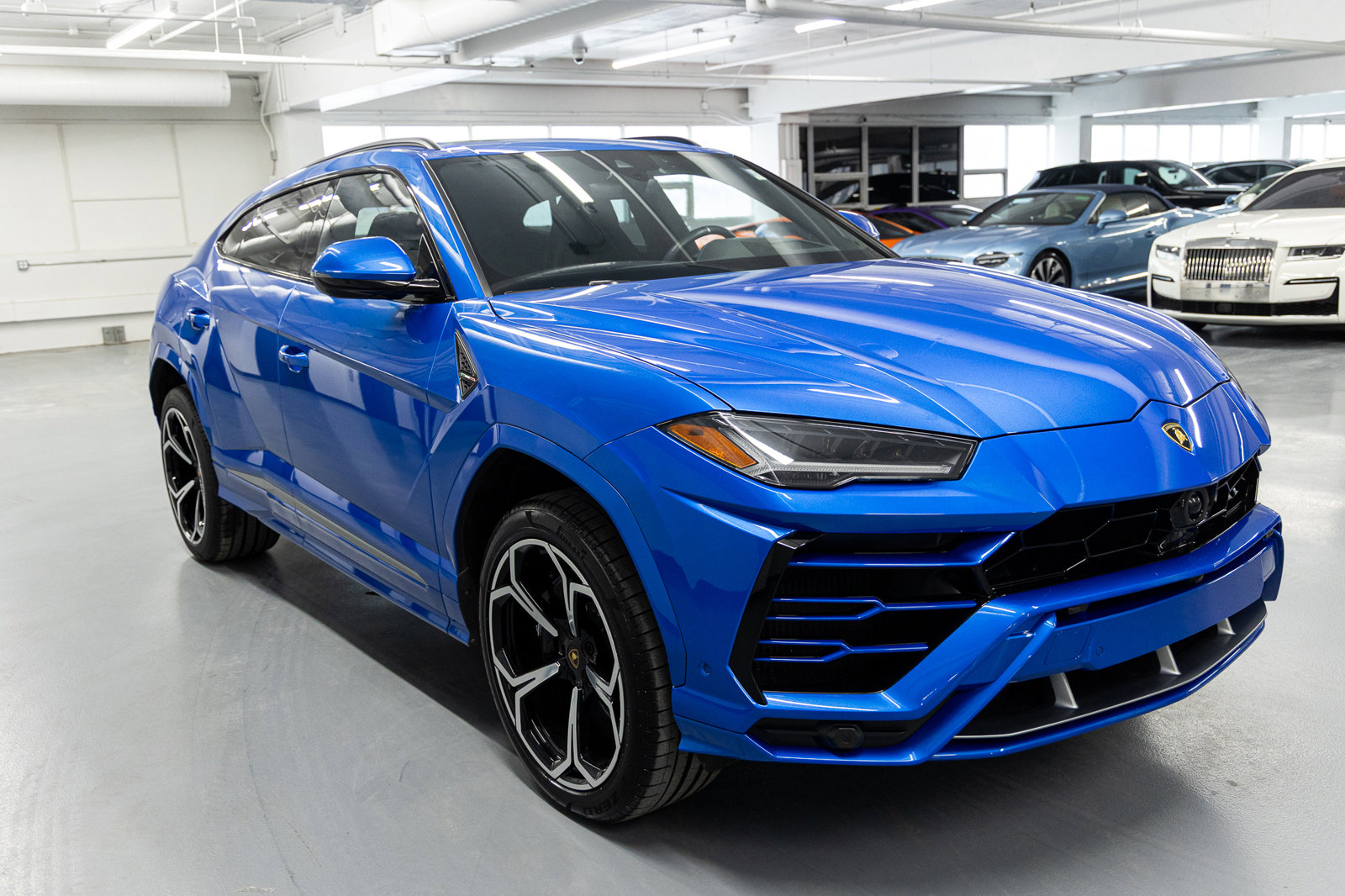 Used 2021 Lamborghini Urus image 8