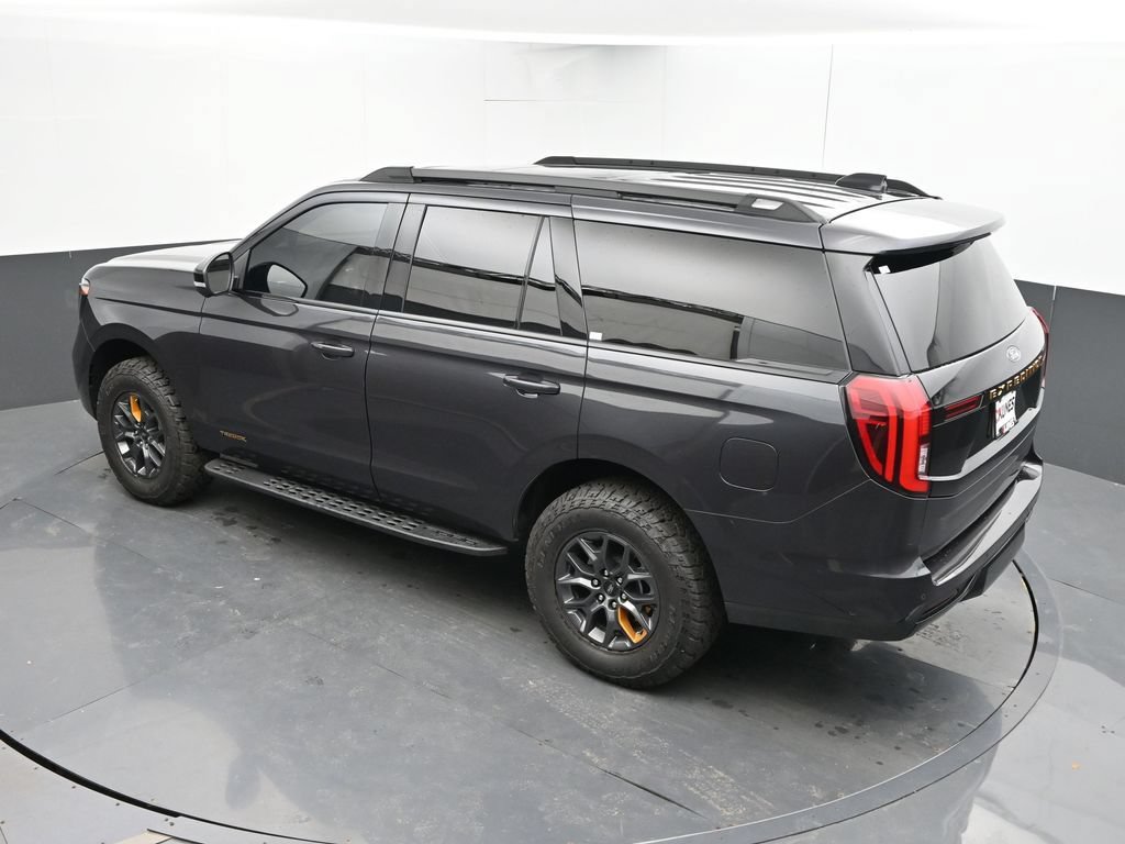 Used 2025 Ford Expedition Tremor AWD/4WD image 36