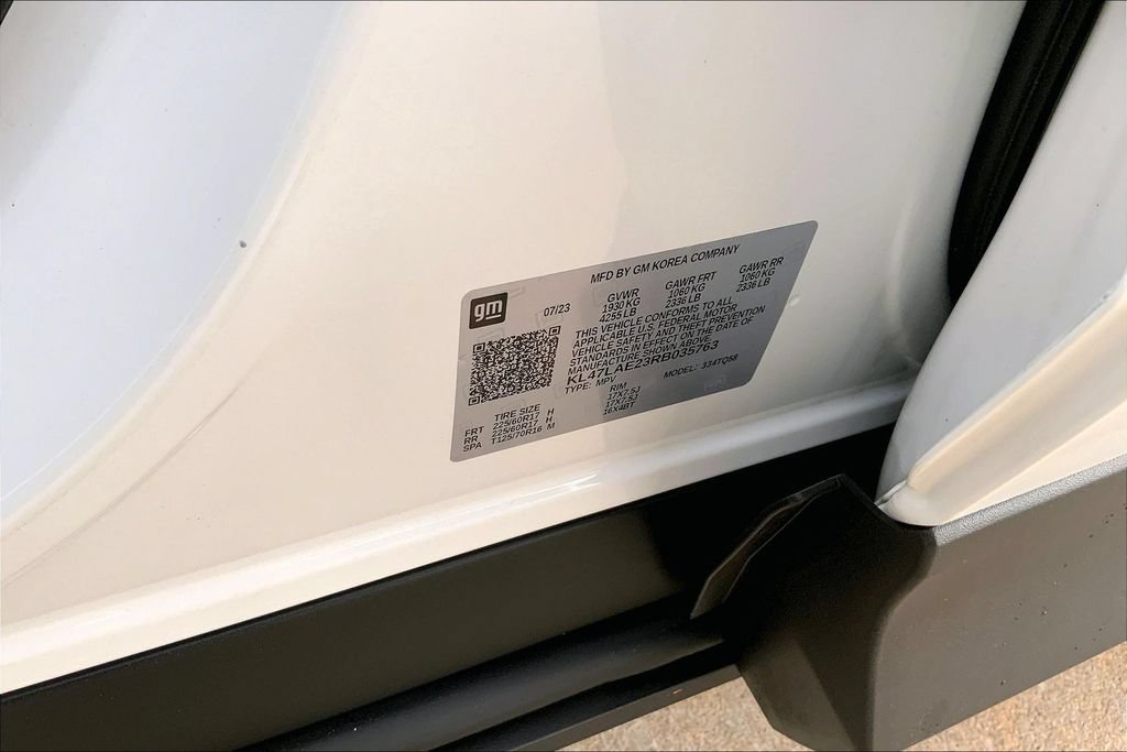 Used 2024 Buick Envista Preferred w/ Advanced Safety Package FWD image 33