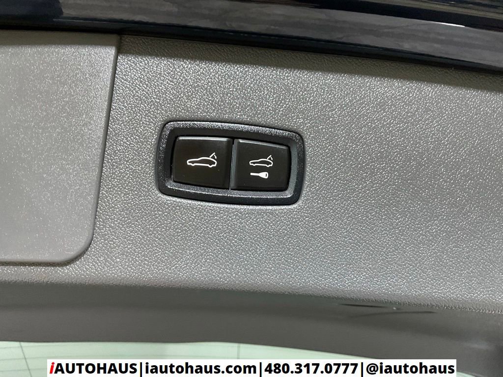 Used 2019 Porsche Cayenne Base image 10