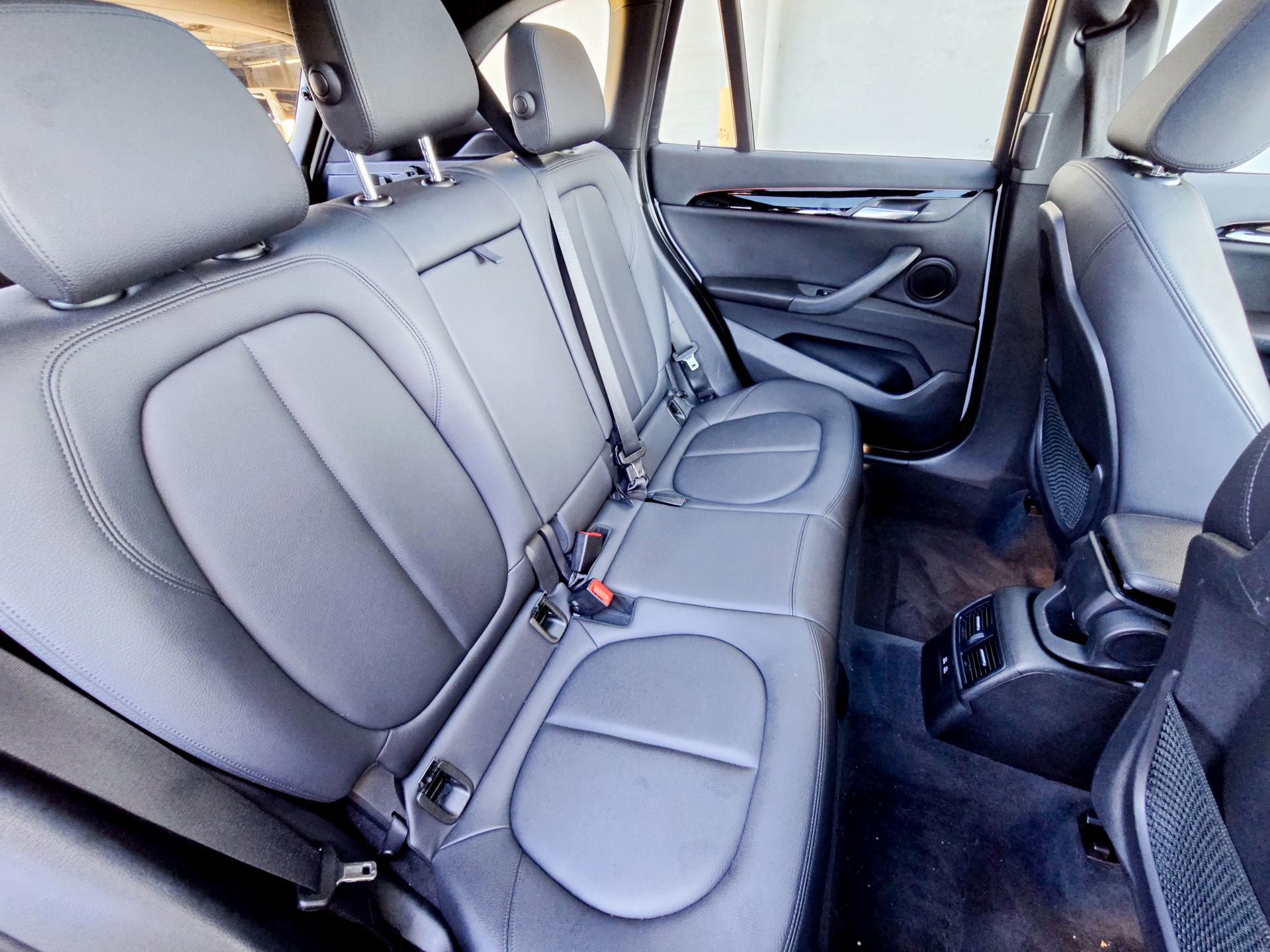 Used 2018 BMW X1 xDrive28i w/ Premium Package image 26