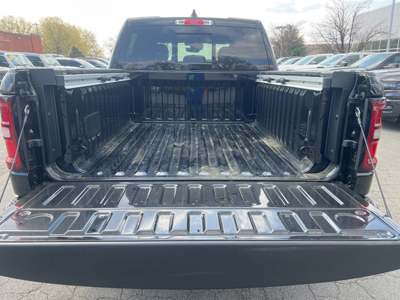 New 2026 RAM 1500 Big Horn AWD/4WD image 13