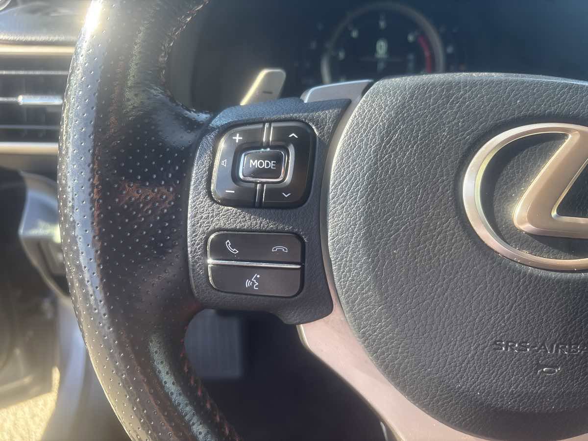 Used 2018 Lexus IS 300 image 13