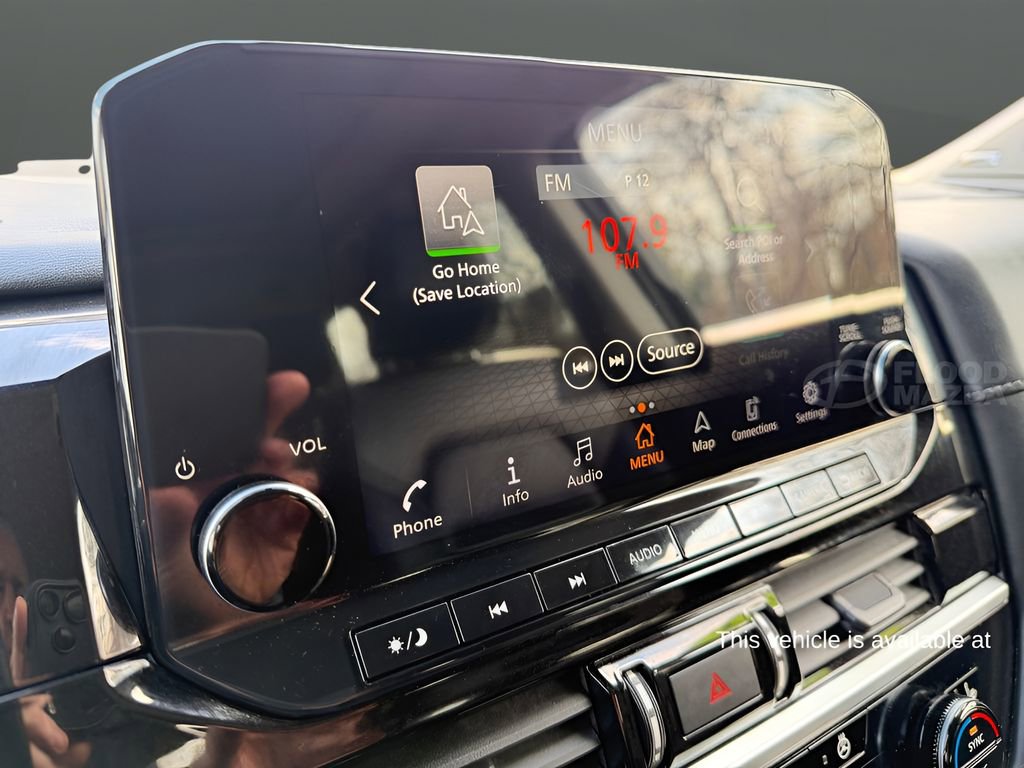 Used 2023 Nissan Pathfinder SL w/ SL Premium Package AWD/4WD image 18