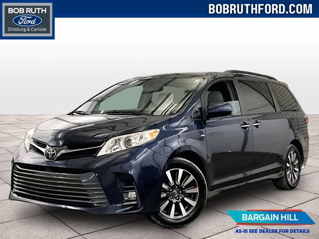 Used 2018 Toyota Sienna XLE w/ XLE Navigation Package
