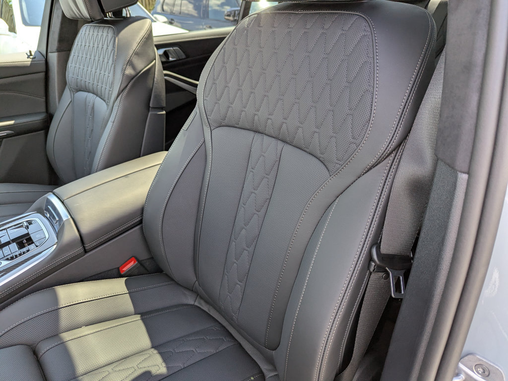 New 2027 BMW X7 M60i AWD/4WD image 19