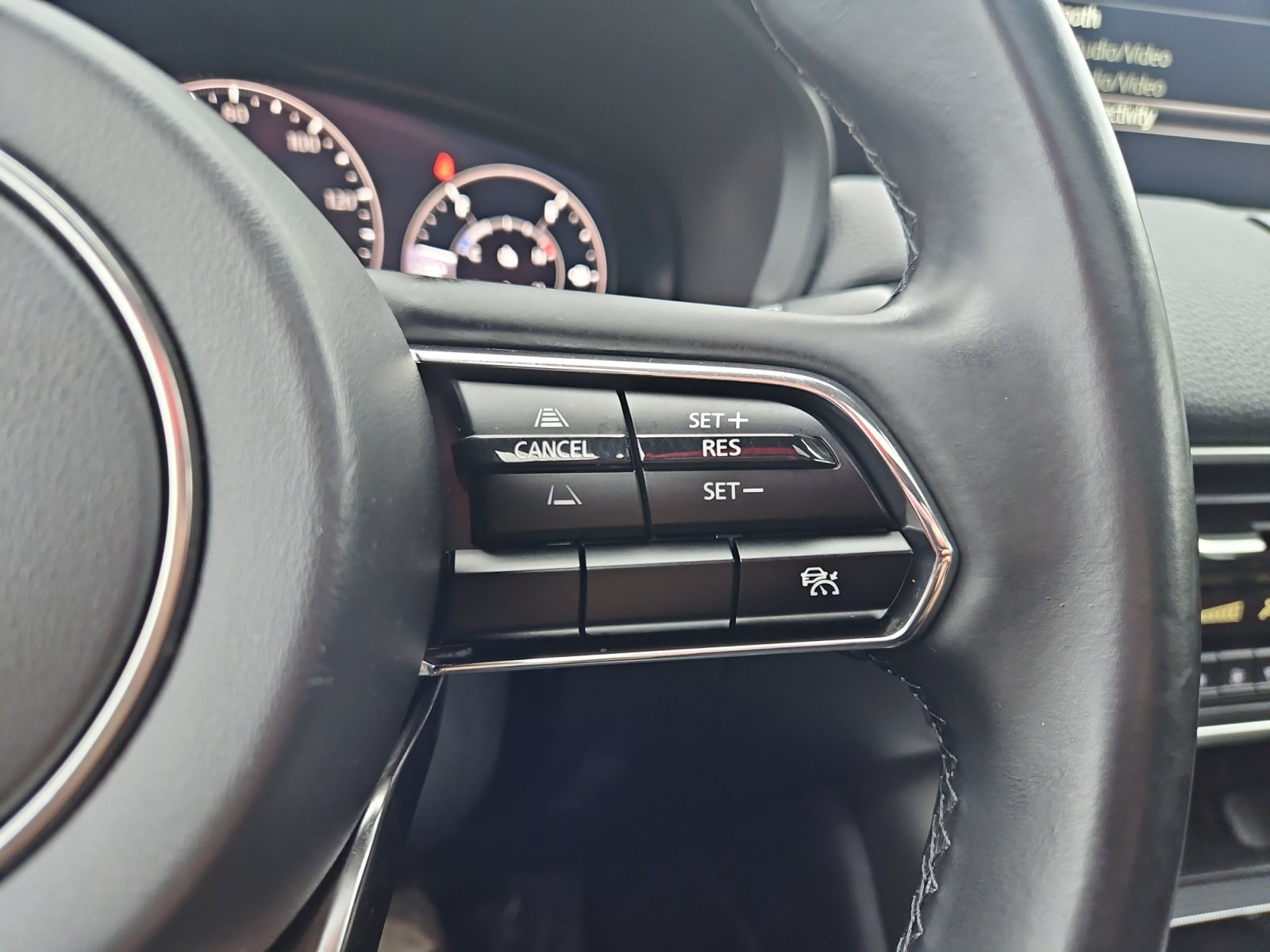 Used 2024 MAZDA CX-90 Plug-In Hybrid w/ Preferred AWD/4WD image 25