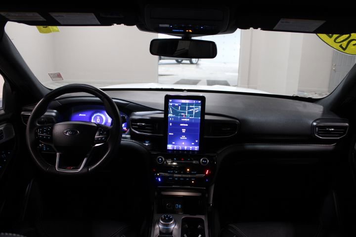 Used 2022 Ford Explorer ST w/ Equipment Group 401A image 2